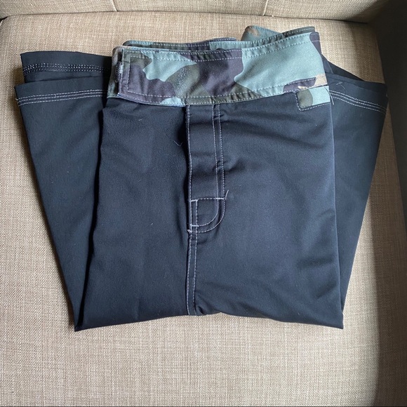 2 pairs โข Kickboxing Shorts - Picture 2 of 14